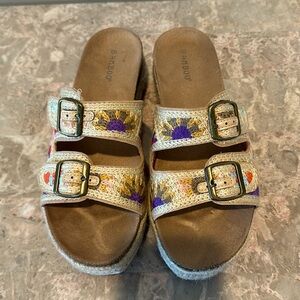 Women sandals